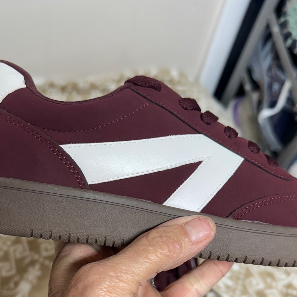 London Rag
Womens Zoomer Contrasting Patchwork Chunky Sneakers Maroon NWT - Picture 5 of 9